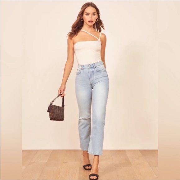 Reformation Cynthia Crop High Rise Light Wash Relaxed Jean Distressed - Picture 1 of 14